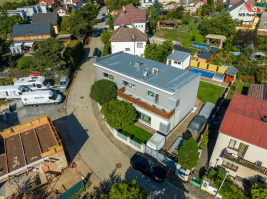 Prodej rodinného domu 280m2, pozemek 669m2, Radotín