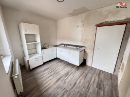 Prodej rodinného domu 4+2 v centru Mimoně