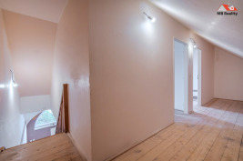 Prodej bytu 4+1 Mezonet 100m2 Plzeň Doubravka