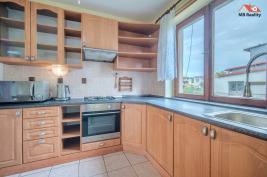 Prodej dvougeneračního domu 2x 4+KK s krásnou zahradou - Velká Hleďsebe 