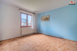 Prodej dvougeneračního domu 2x 4+KK s krásnou zahradou - Velká Hleďsebe 