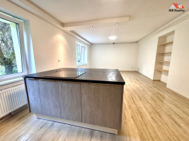 Prodej bytu 2+KK 56,1 m2 + zděný sklep, Zlín, ul. Kamenná
