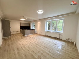 Prodej bytu 2+KK 56,1 m2 + zděný sklep, Zlín, ul. Kamenná
