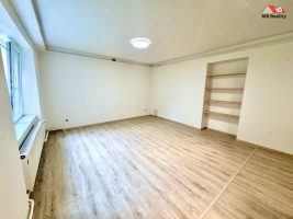 Prodej bytu 2+KK 56,1 m2 + zděný sklep, Zlín, ul. Kamenná