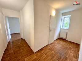 Prodej bytu 2+KK 56,1 m2 + zděný sklep, Zlín, ul. Kamenná