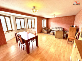 Prodej rodinného domu s garáží 8+1 239m2, zahrada 745m2, Oldřišov