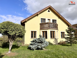 Prodej rodinného domu s garáží 8+1 239m2, zahrada 745m2, Oldřišov