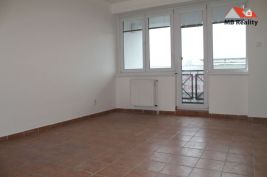 Pronájem rodinného domu 4+kk 180m2 Praha 9 Kyje